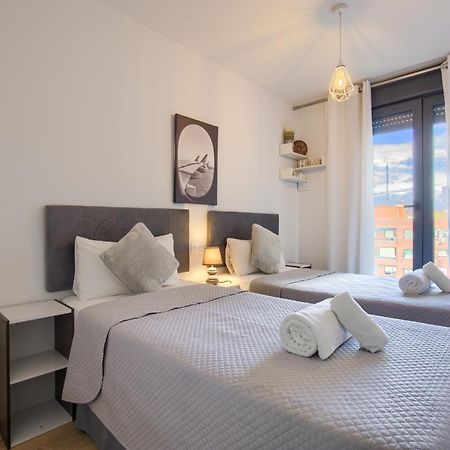 2B2B Deluxe Apartment - Jardines De Cuatro Caminos - Business District - Santiago Bernabeu Madrid Eksteriør billede