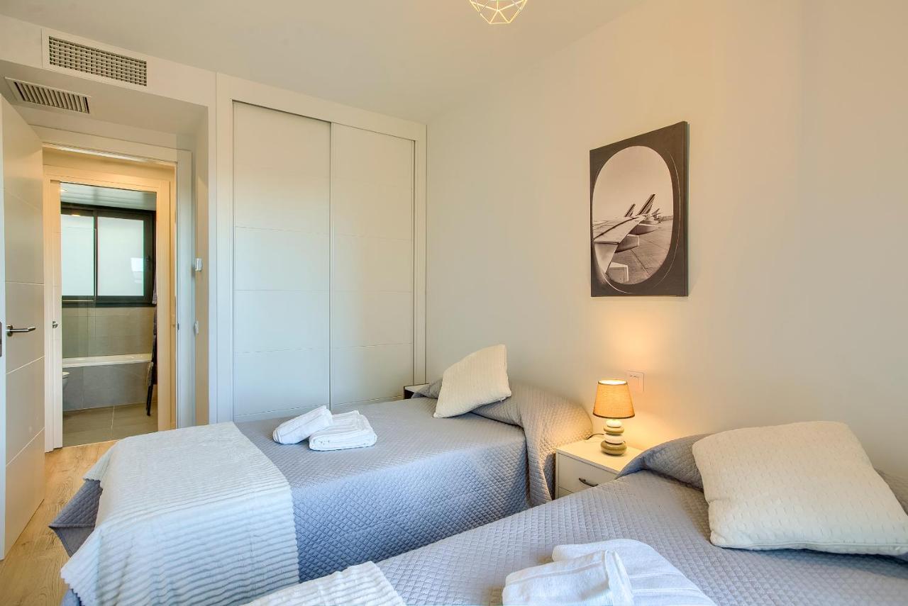 2B2B Deluxe Apartment - Jardines De Cuatro Caminos - Business District - Santiago Bernabeu Madrid Eksteriør billede